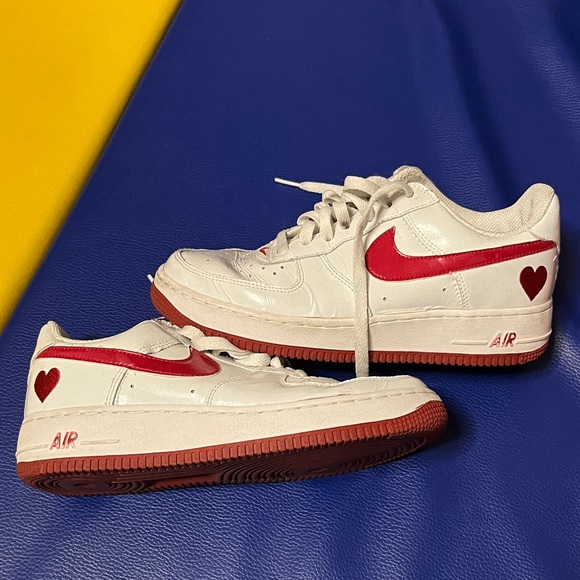 Nike Valentine Sneakers Air Force 1 low size 8 - Picture 3 of 12